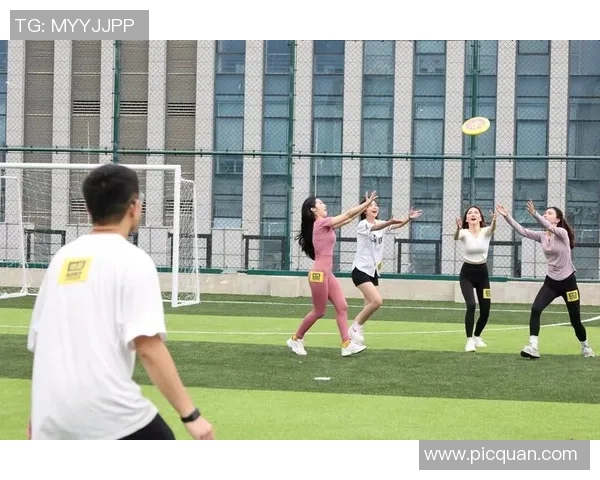 赵丽独家揭秘飞盘技巧与心得分享助你轻松掌握这项运动的乐趣与魅力 赵丽独家揭秘飞盘技巧与心得分享助你轻松掌握这项运动的乐趣与魅力